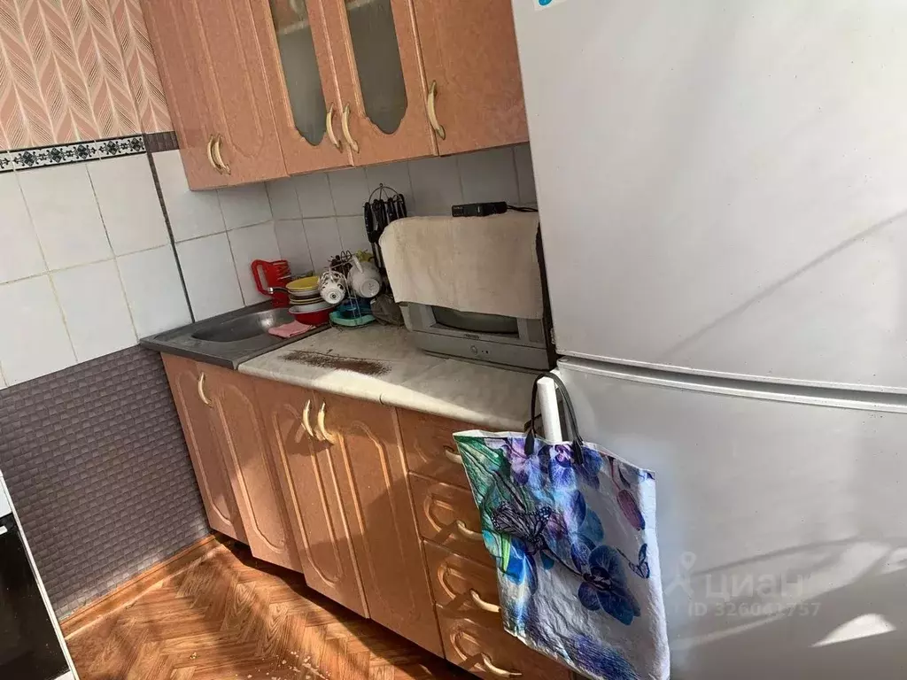 1-к кв. Свердловская область, Михайловск Нижнесергинский район, ул. ... - Фото 1