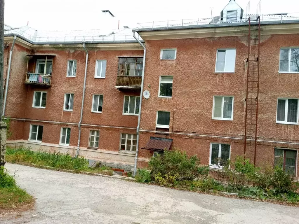 2-к кв. Свердловская область, Дегтярск ул. Калинина, 22 (54.0 м) - Фото 1