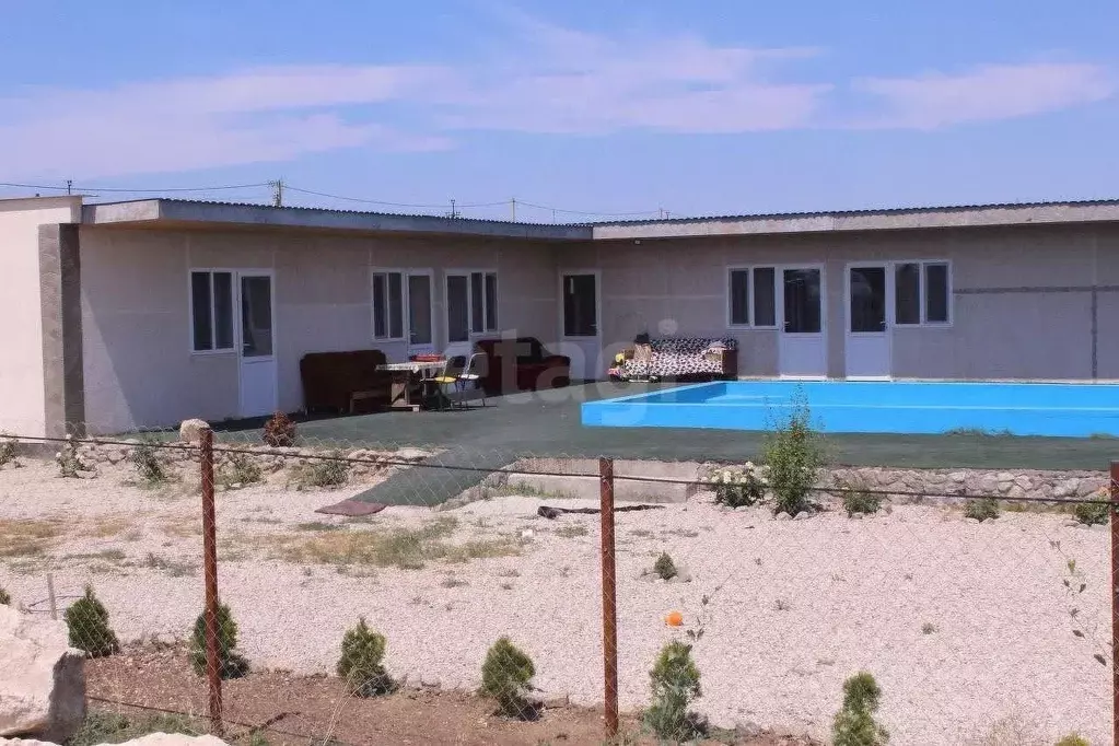 Дом в Крым, Ленинский район, Мысовское с/пос, с. Семеновка ул. Дачная, ... - Фото 1