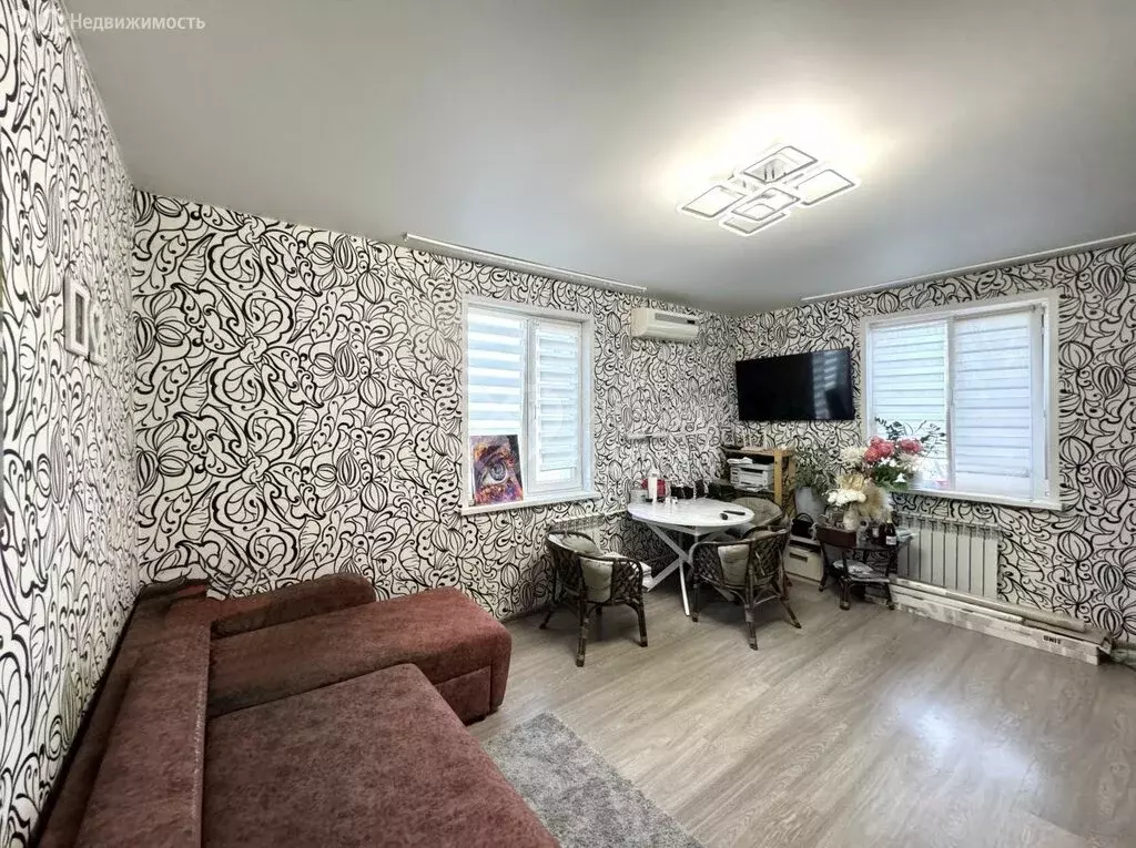 3-комнатная квартира: территория Рабочий посёлок Горьковский, ... - Фото 1