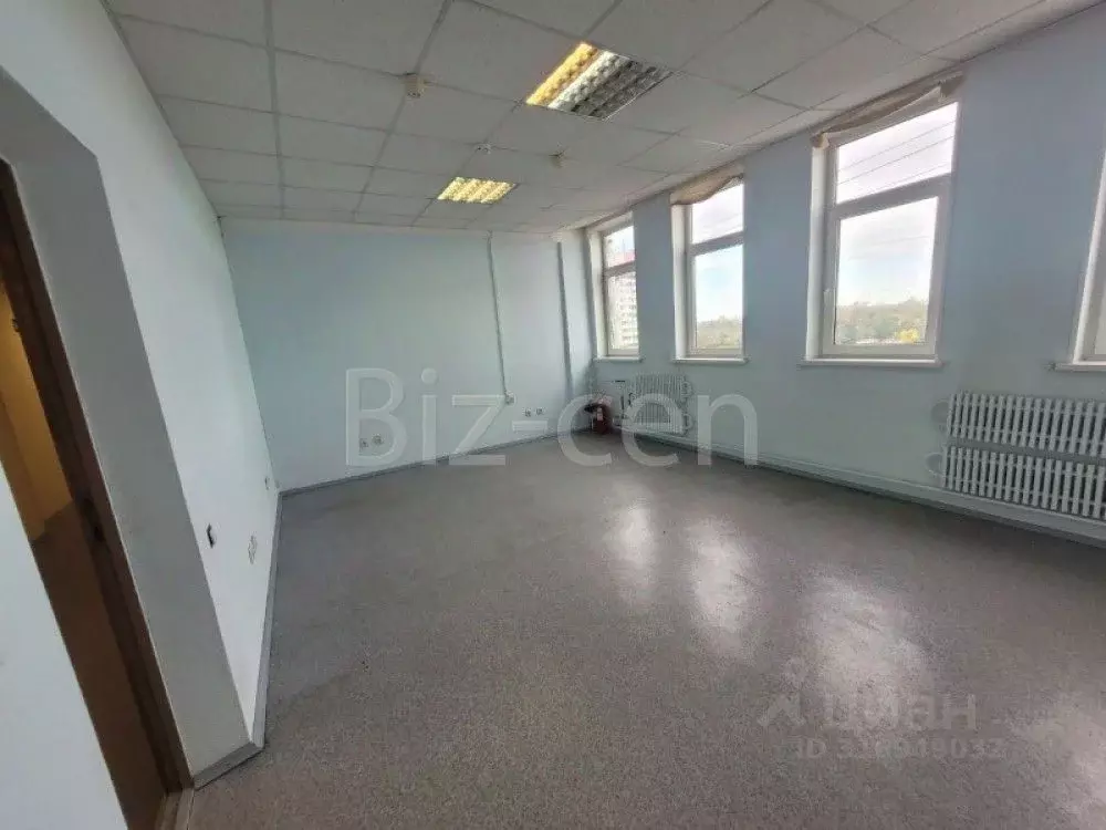 Офис в Санкт-Петербург пл. Конституции, 2 (27 м) - Фото 1