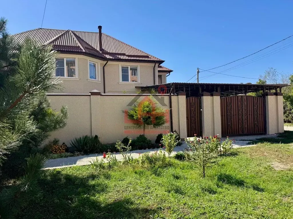 Дом в Ставропольский край, Ессентуки Высокая ул. (244 м) - Фото 1