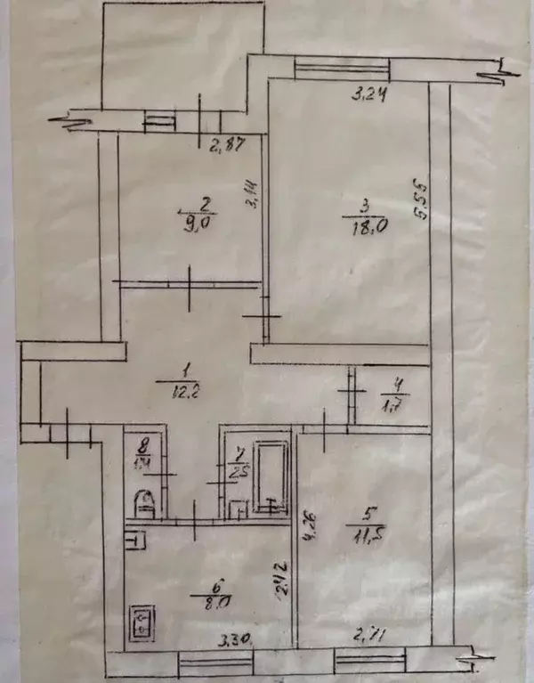 3-к кв. Крым, Красногвардейское пгт ул. 50 лет Октября, 25 (65.0 м) - Фото 1