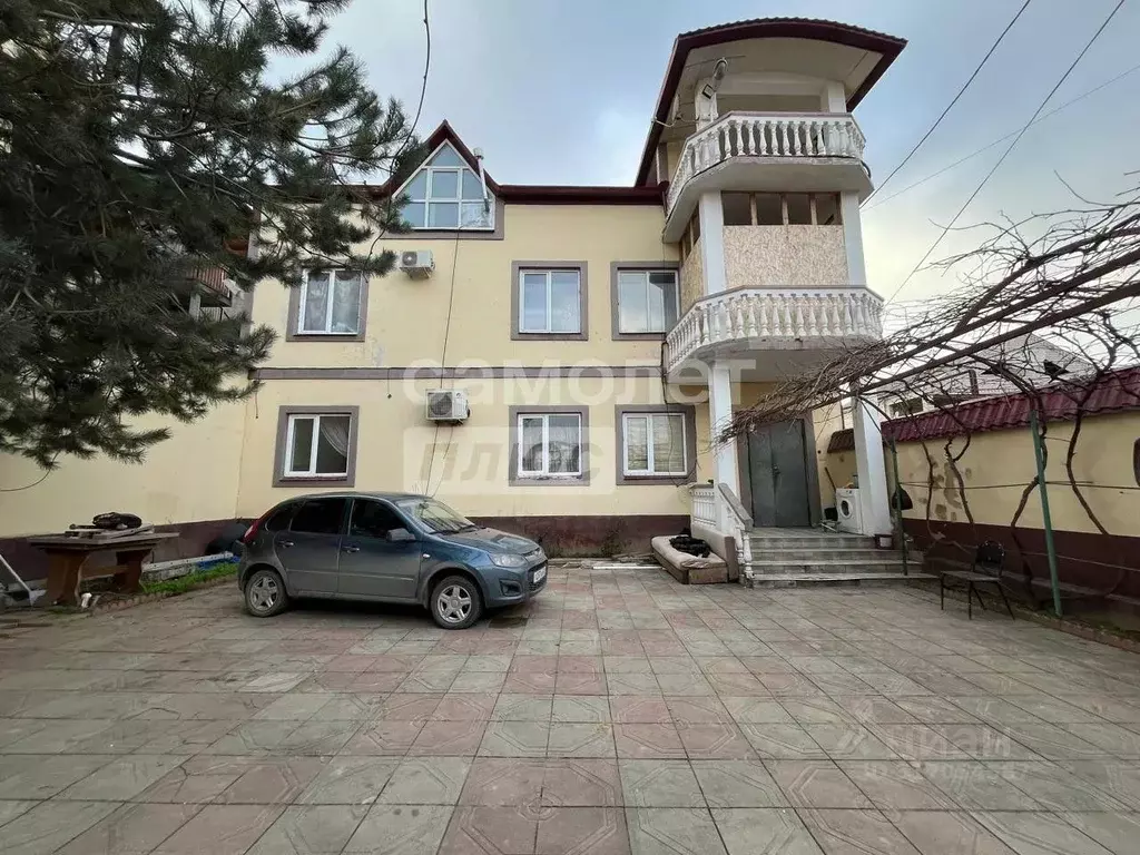 Дом в Дагестан, Махачкала Научный Городок мкр, ул. Братьев Мугуевых, 6 ... - Фото 0