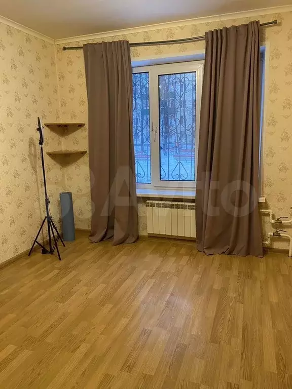 1-к. квартира, 40 м, 1/9 эт. - Фото 1