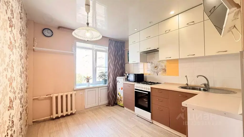 5-к кв. Кировская область, Киров Октябрьский просп., 10 (88.7 м) - Фото 1