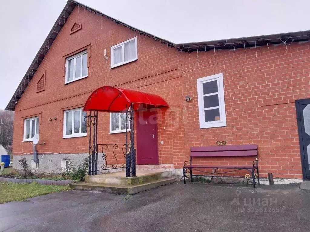 Дом в Свердловская область, Артинский муниципальный округ, с. Манчаж ... - Фото 1