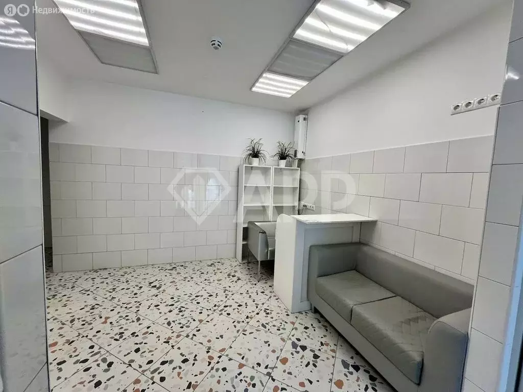 Офис (57 м) - Фото 1