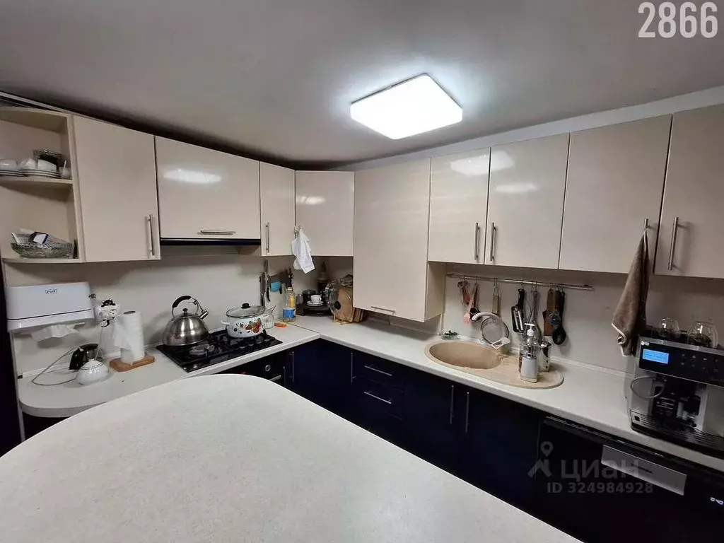 Дом в Краснодарский край, Динской район, Новотитаровская ст-ца ... - Фото 2