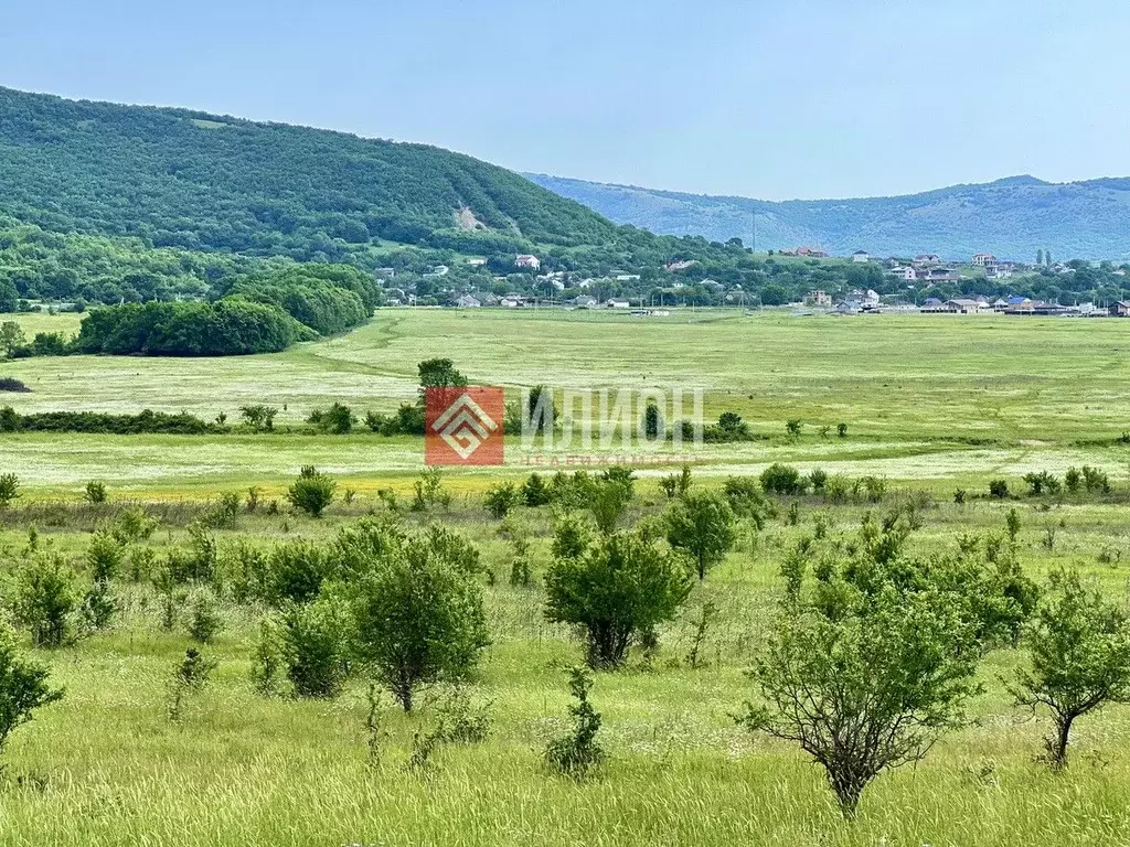 Участок в Севастополь с. Орлиное, ул. Урожайная (240.0 сот.) - Фото 1