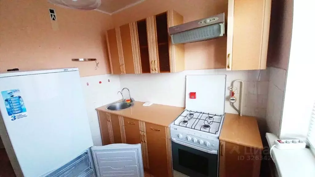 2-к кв. Башкортостан, Стерлитамак Коммунистическая ул., 63 (43.5 м) - Фото 1