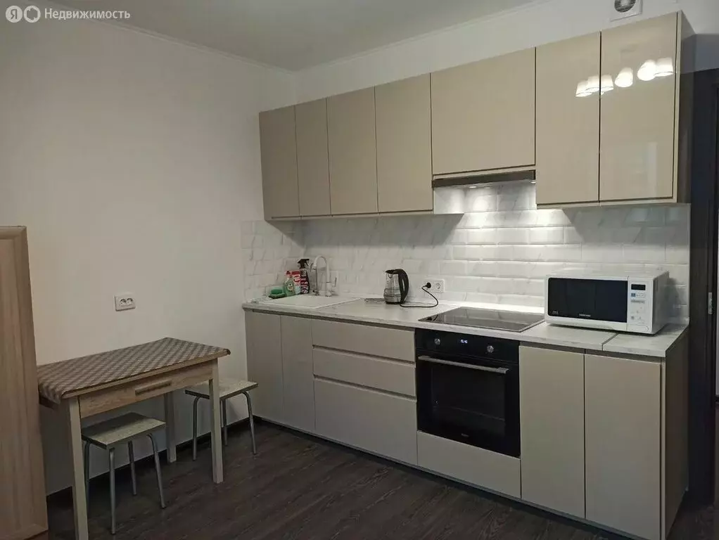 Квартира-студия: Санкт-Петербург, улица Генерала Кравченко, 3к2 (24.6 ... - Фото 1