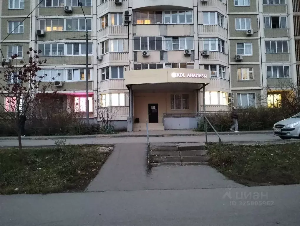 Помещение свободного назначения в Московская область, Химки Молодежная ... - Фото 2