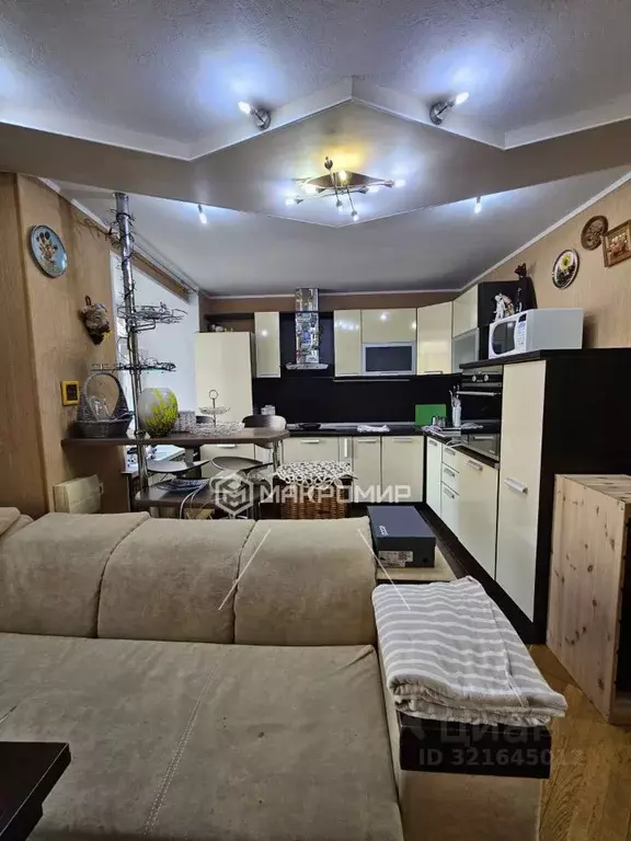 2-к кв. Ханты-Мансийский АО, Сургут просп. Ленина, 67 (61.1 м) - Фото 0