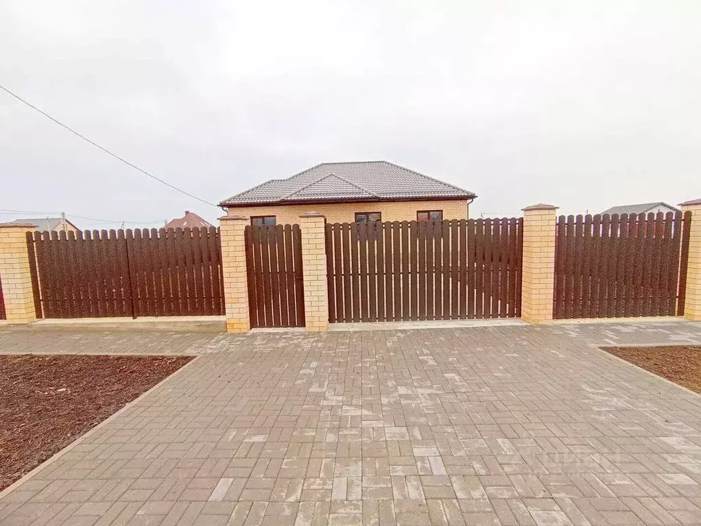 Дом в Краснодарский край, Северский район, Ильское городское ... - Фото 1