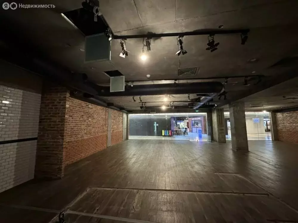 Торговая площадь (277 м) - Фото 2