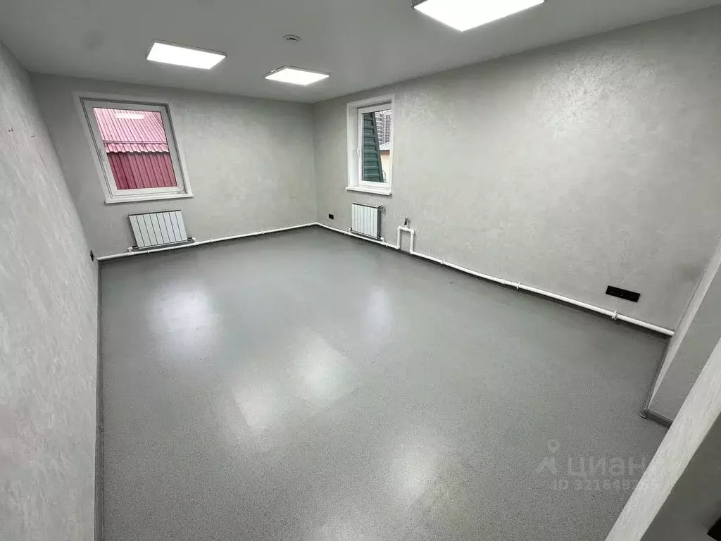 Офис в Алтайский край, Барнаул Мало-Тобольская ул., 10 (22 м) - Фото 2