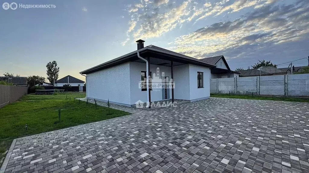 Дом в село Войково, Средняя улица (100 м) - Фото 1