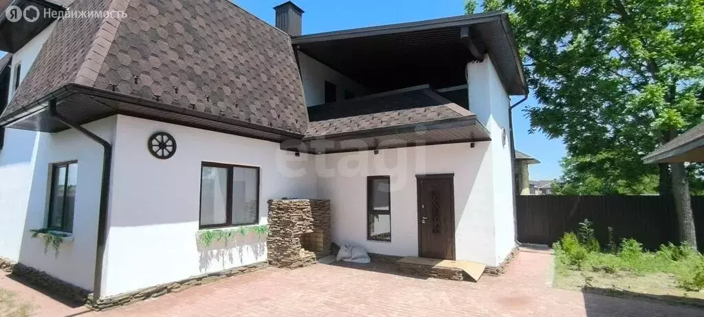 Дом в Майкоп, улица Ворошилова (242.3 м) - Фото 2