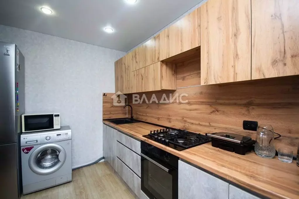 4-к кв. Саратовская область, Балаково Каховская ул., 15 (73.6 м) - Фото 2