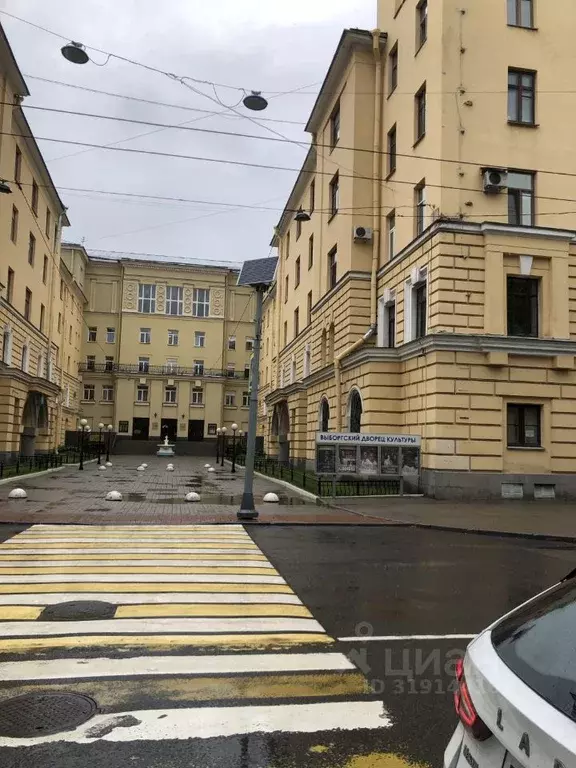 2-к кв. Санкт-Петербург ул. Комиссара Смирнова, 15 (64.0 м) - Фото 0
