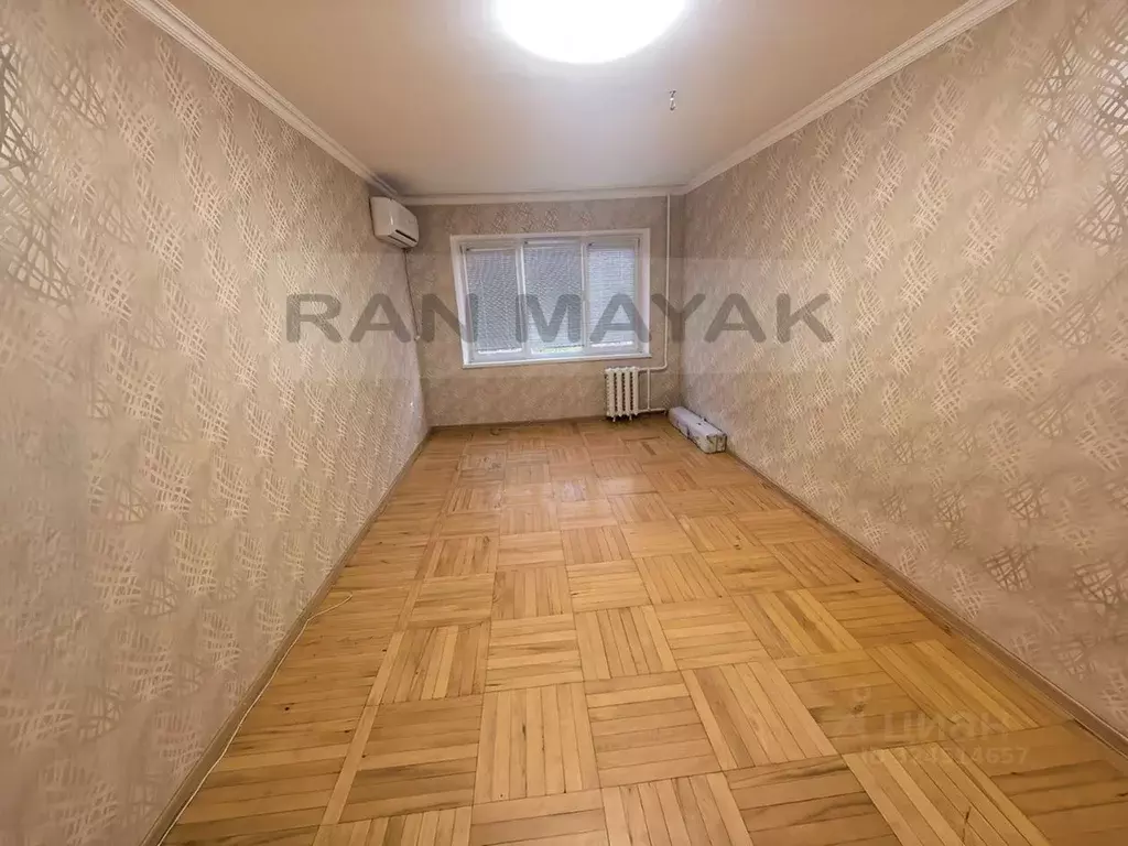 2-к кв. Адыгея, Майкоп Депутатская ул., 2 (52.1 м) - Фото 1