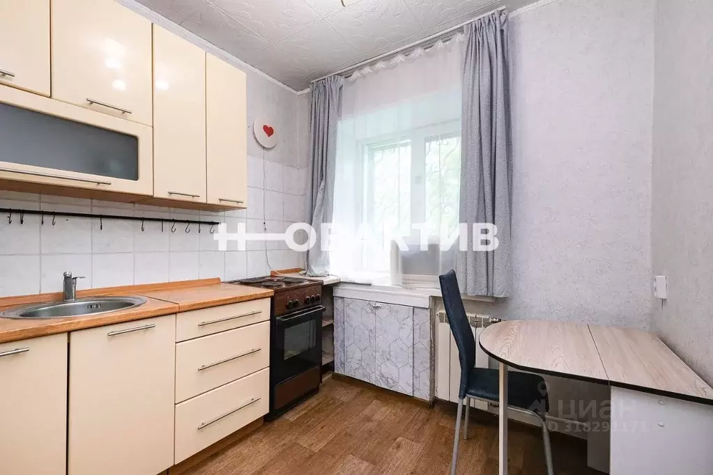 2-к кв. Новосибирская область, Новосибирск Народная ул., 15/1 (44.2 м) - Фото 0