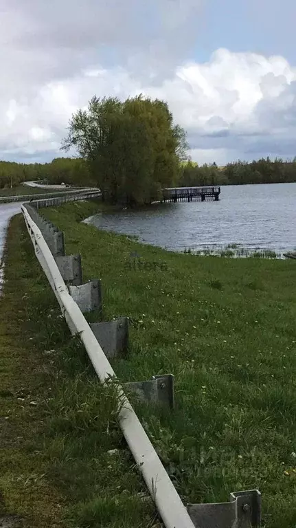 Участок в Татарстан, Высокогорский район, Шапшинское с/пос, д. Красный ... - Фото 0