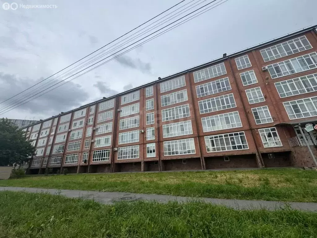 3-комнатная квартира: Владикавказ, улица Астана Кесаева, 39 (112 м) - Фото 0