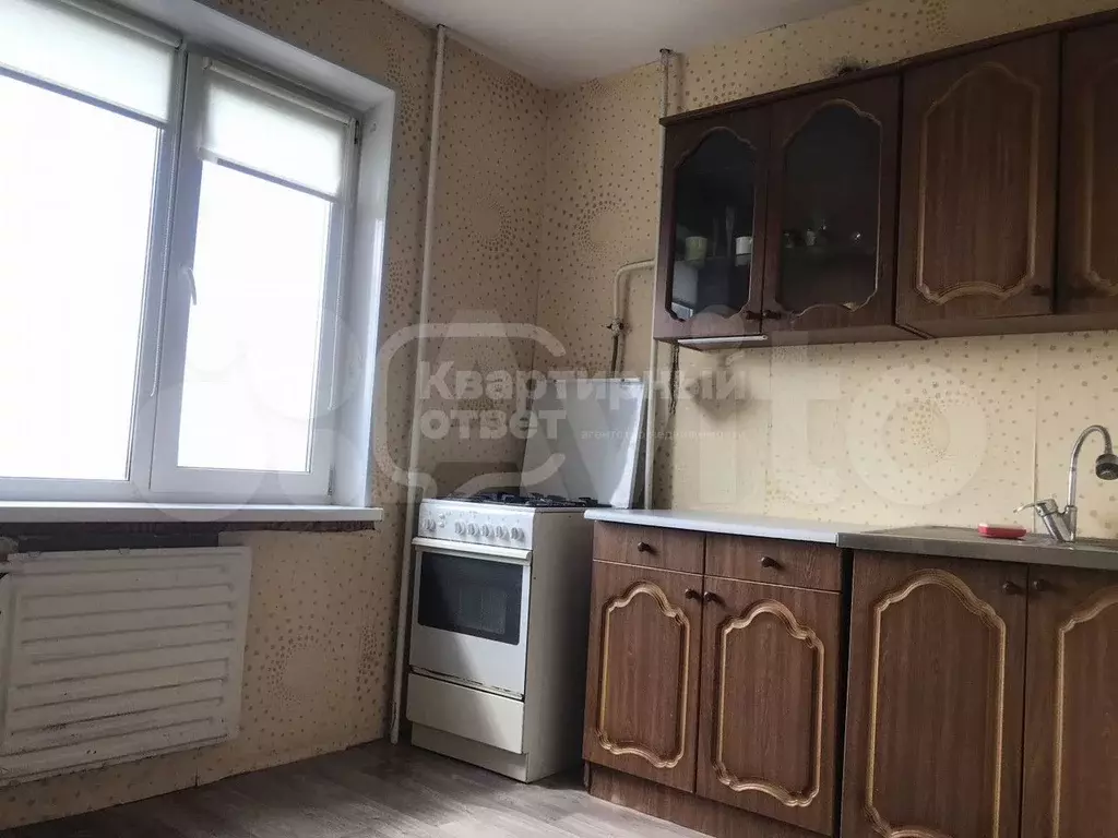 1-к. квартира, 32 м, 8/9 эт. - Фото 0