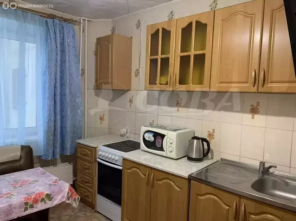 3-комнатная квартира: Тобольск, 7-й микрорайон, 35 (67 м) - Фото 2