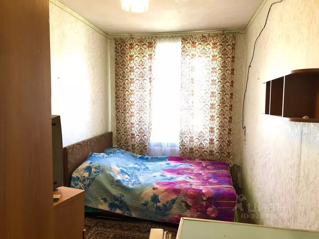 Комната Ленинградская область, Кириши Пионерская ул., 4 (12.4 м) - Фото 1