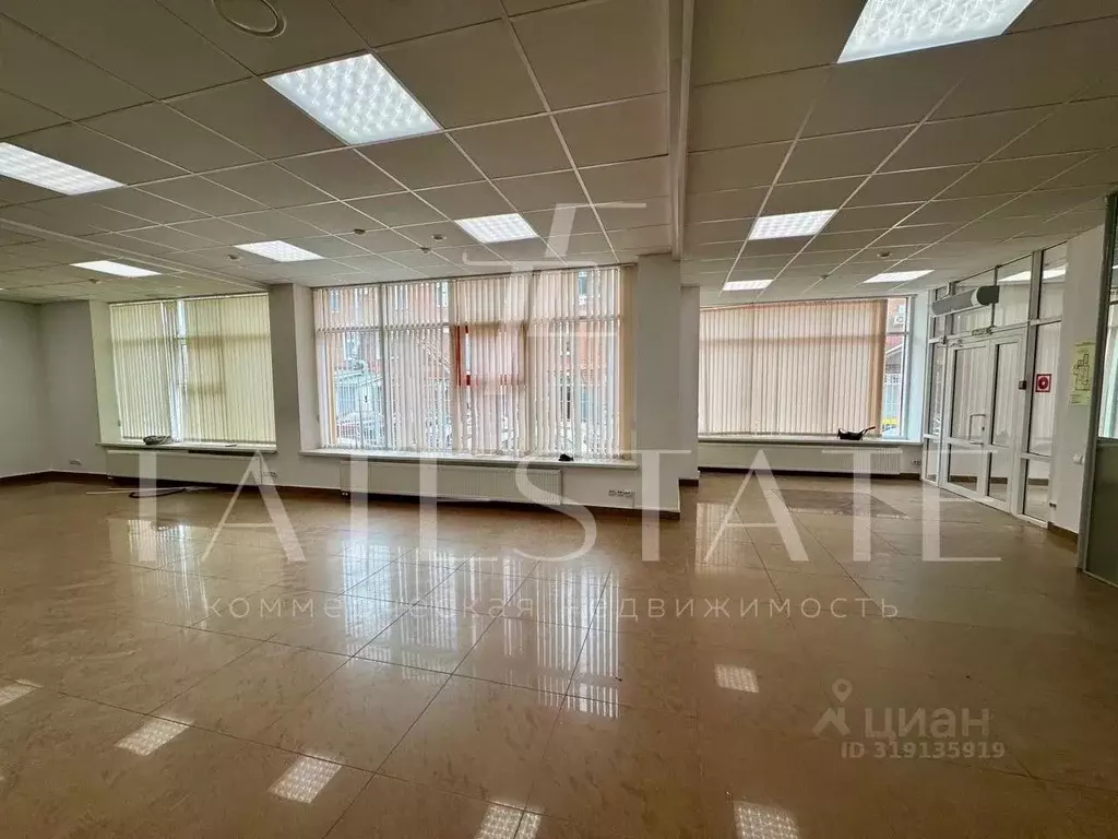 Офис в Татарстан, Казань Гвардейская ул., 54к1 (232 м) - Фото 1