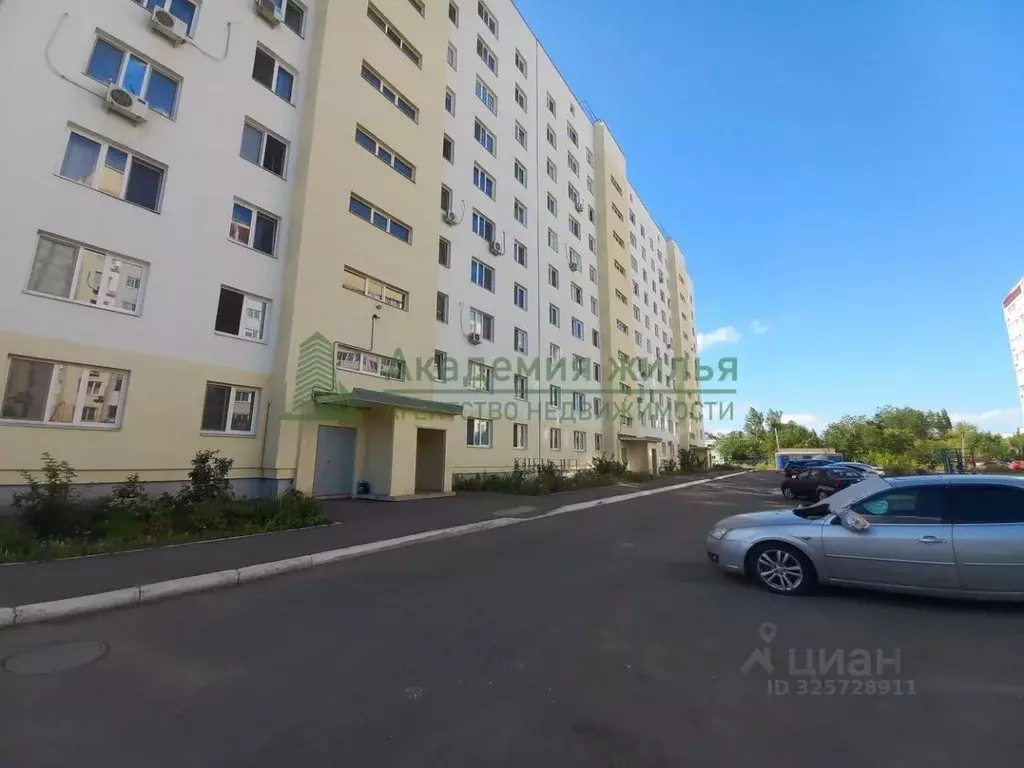 3-к кв. Саратовская область, Энгельс ул. Ломоносова, 33а (73.0 м) - Фото 0