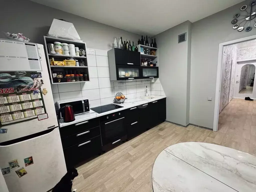 2-к кв. Ямало-Ненецкий АО, Салехард Совхозная ул., 7 (65.7 м) - Фото 1