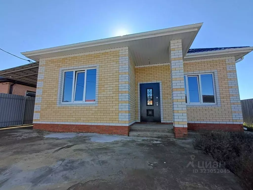 Дом в Краснодарский край, Динской район, Пластуновское с/пос, ... - Фото 1