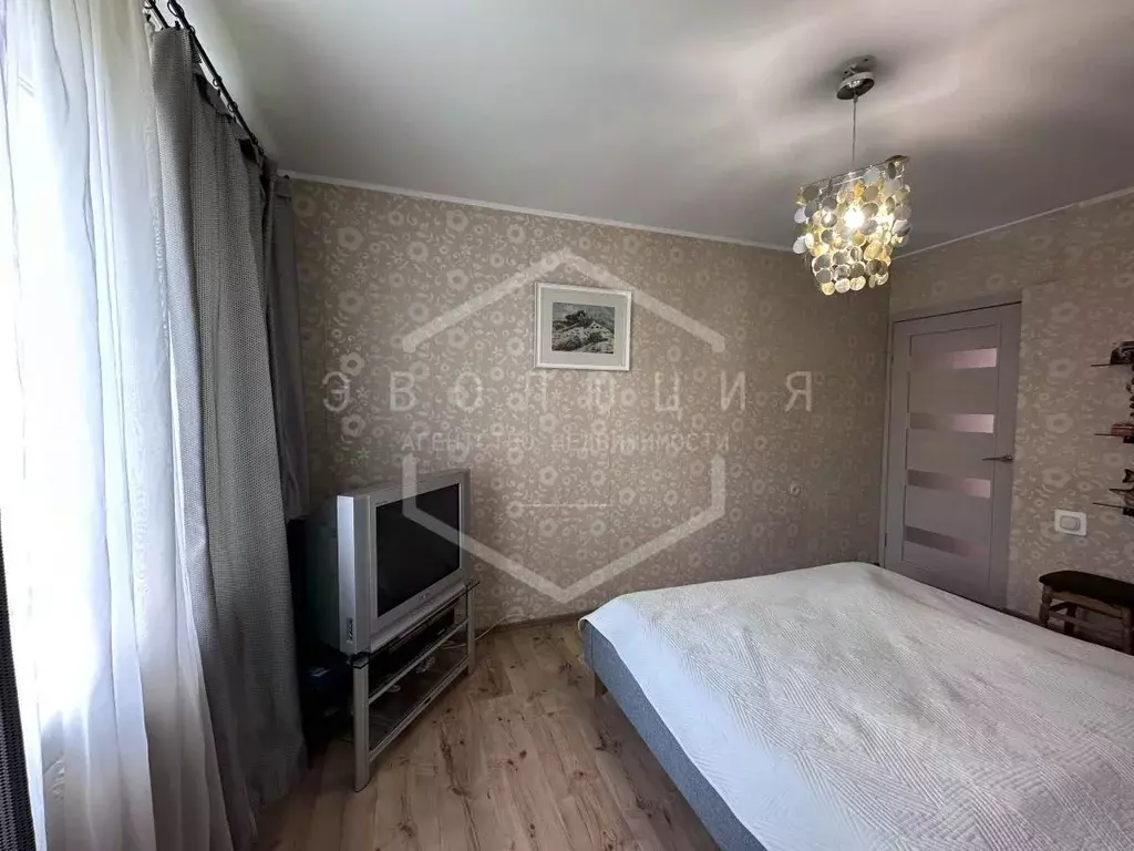 3-к кв. Калининградская область, Калининград Чкаловск мкр, ул. ... - Фото 0