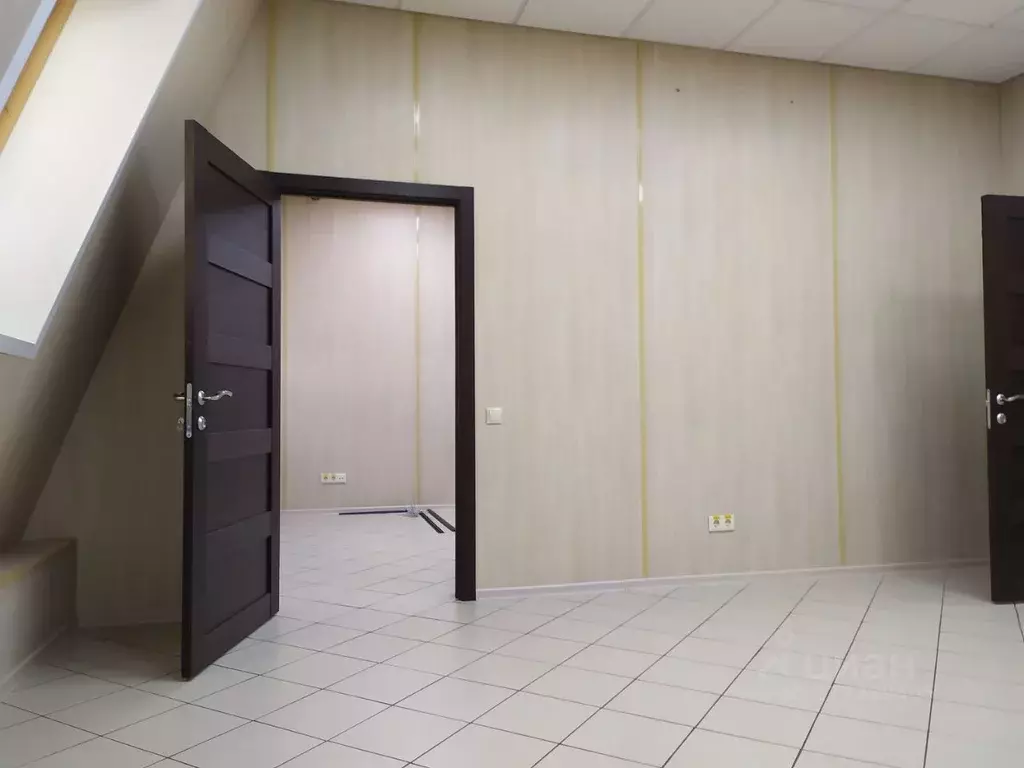 Офис в Красноярский край, Красноярск Ястынская ул., 39с1 (34 м) - Фото 2