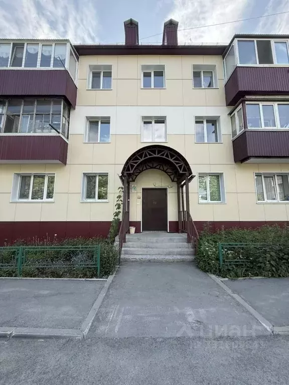 2-к кв. Сахалинская область, Южно-Сахалинск Карьерная ул., 33 (47.0 м) - Фото 1