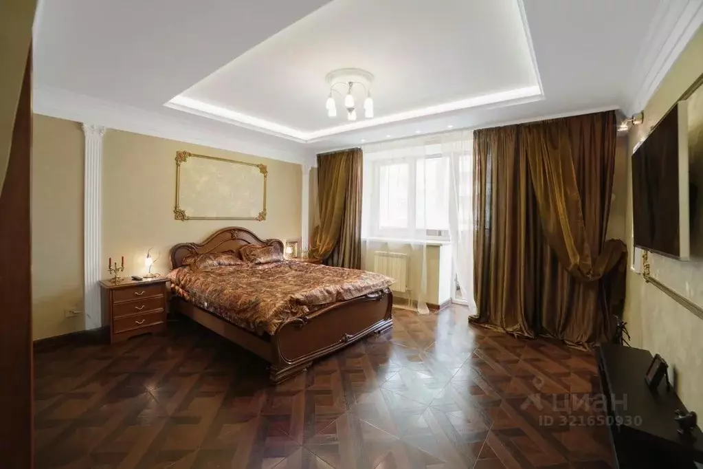 3-к кв. Свердловская область, Екатеринбург ул. Фролова, 29 (120.5 м) - Фото 1