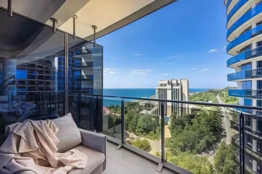 2-к кв. Краснодарский край, Сочи Курортный просп., 108 (69.7 м) - Фото 1