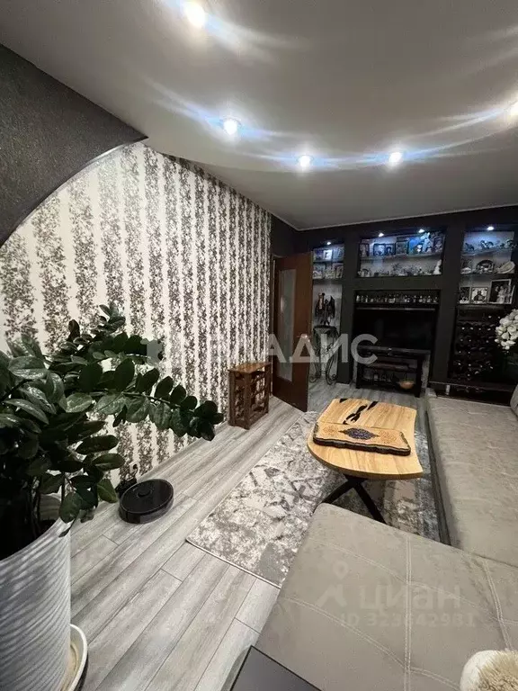 4-к кв. Белгородская область, Белгород ул. Есенина, 26 (83.8 м) - Фото 2