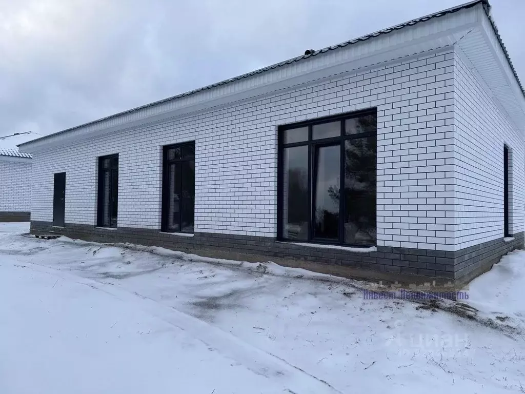 Дом в Алтайский край, Первомайский район, с. Фирсово ул. Имбирная, 60 ... - Фото 2