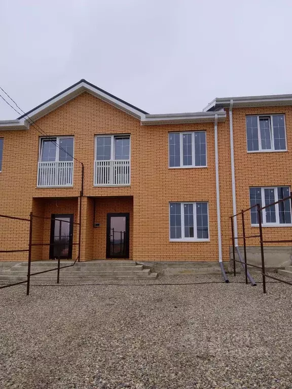 Таунхаус в Ставропольский край, Шпаковский муниципальный округ, с. ... - Фото 1