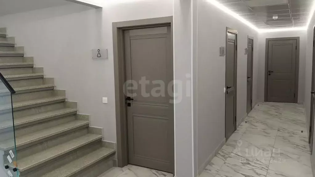 Офис в Тюменская область, Тюмень ул. Дружбы, 207 (300 м) - Фото 1