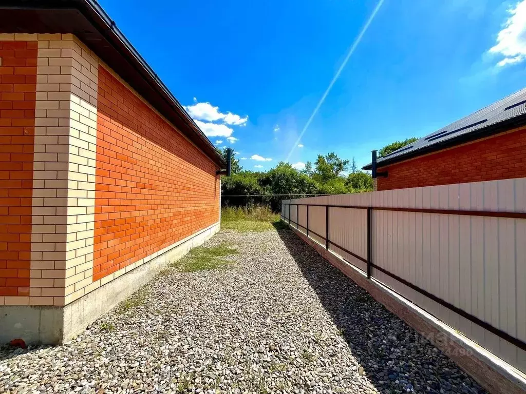 Дом в Краснодарский край, Белореченский район, Южненское с/пос, пос. ... - Фото 2