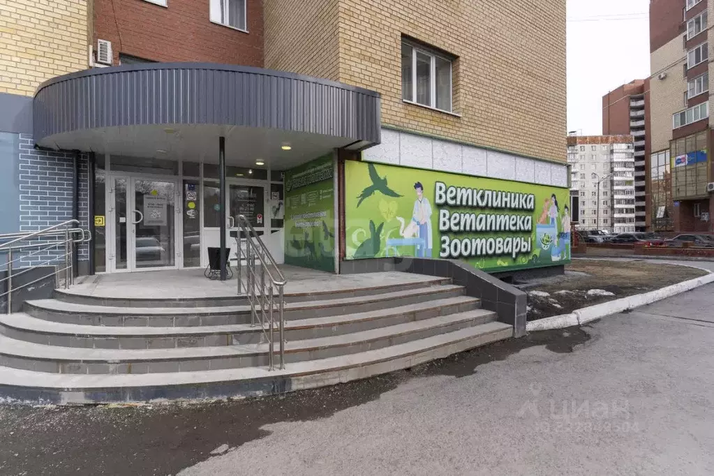 Торговая площадь в Тюменская область, Тюмень ул. Мельникайте, 125а ... - Фото 0