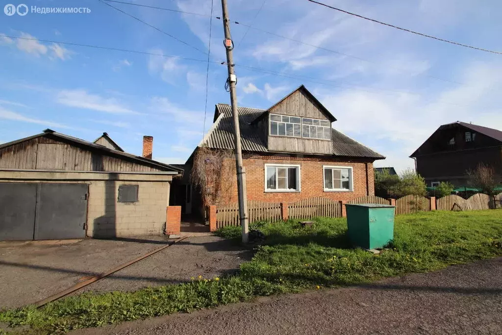 Дом в Прокопьевск, улица Курганова (90 м) - Фото 0
