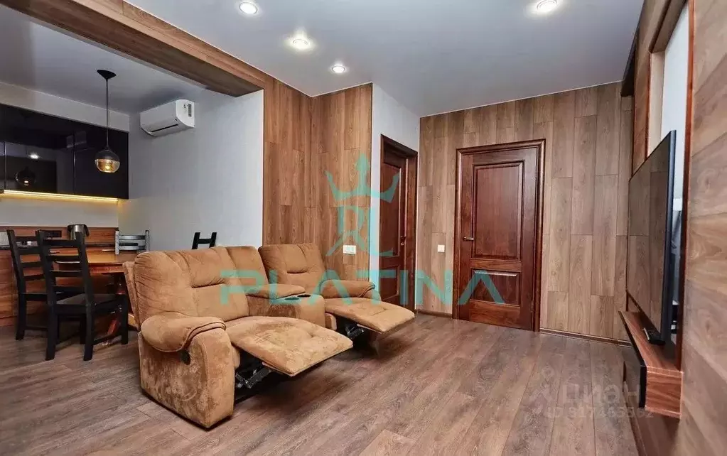 3-к кв. Татарстан, Казань ул. Чингиза Айтматова, 11 (86.0 м) - Фото 0