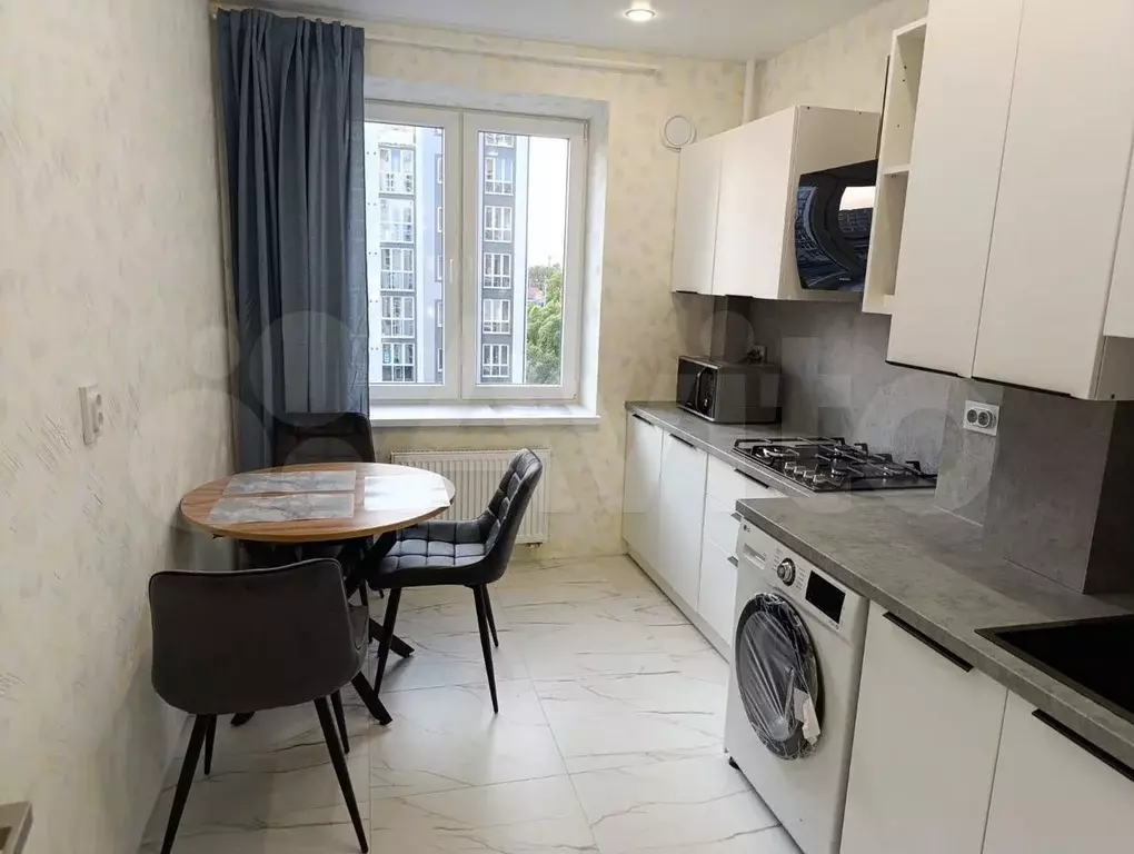 2-к. квартира, 55 м, 5/9 эт. - Фото 0
